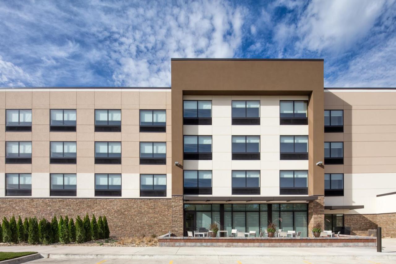 Holiday Inn Express East Peoria - Riverfront, An Ihg Hotel Exterior foto